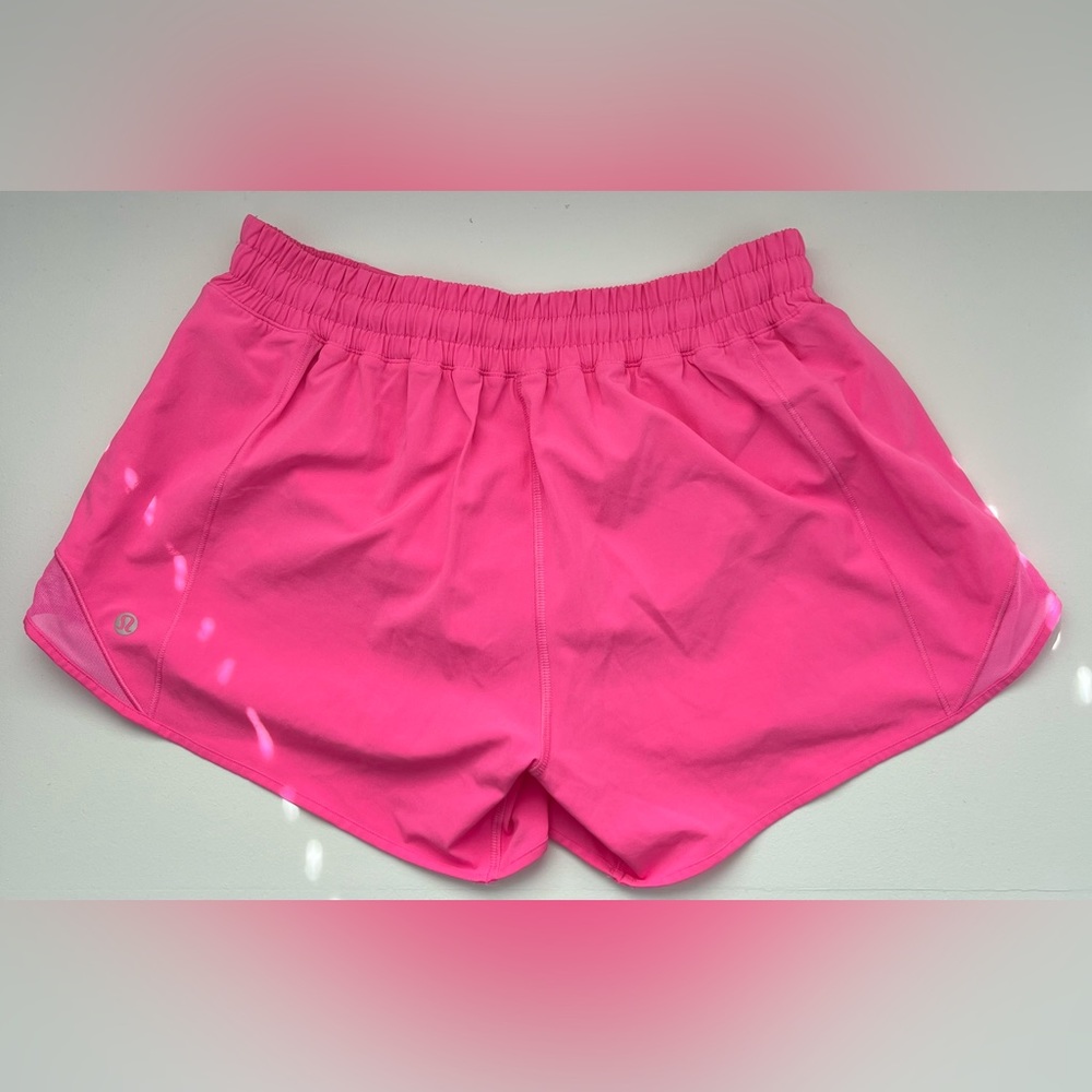 Lululemon Hotty Hot Low Rise 4in Shorts